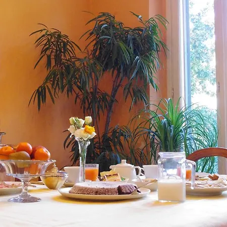 Teodora فندق مبيت وإفطار 4*