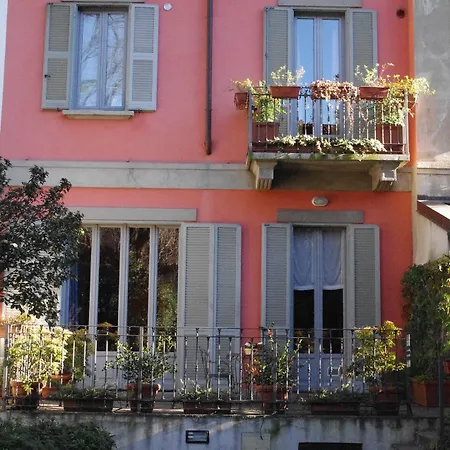 فندق مبيت وإفطار Teodora ميلان